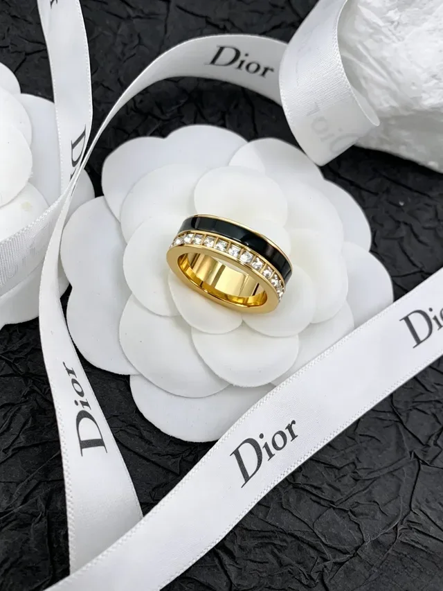 Dior Gold-Tone Black Enamel and Crystal Bow Motif Ring 4