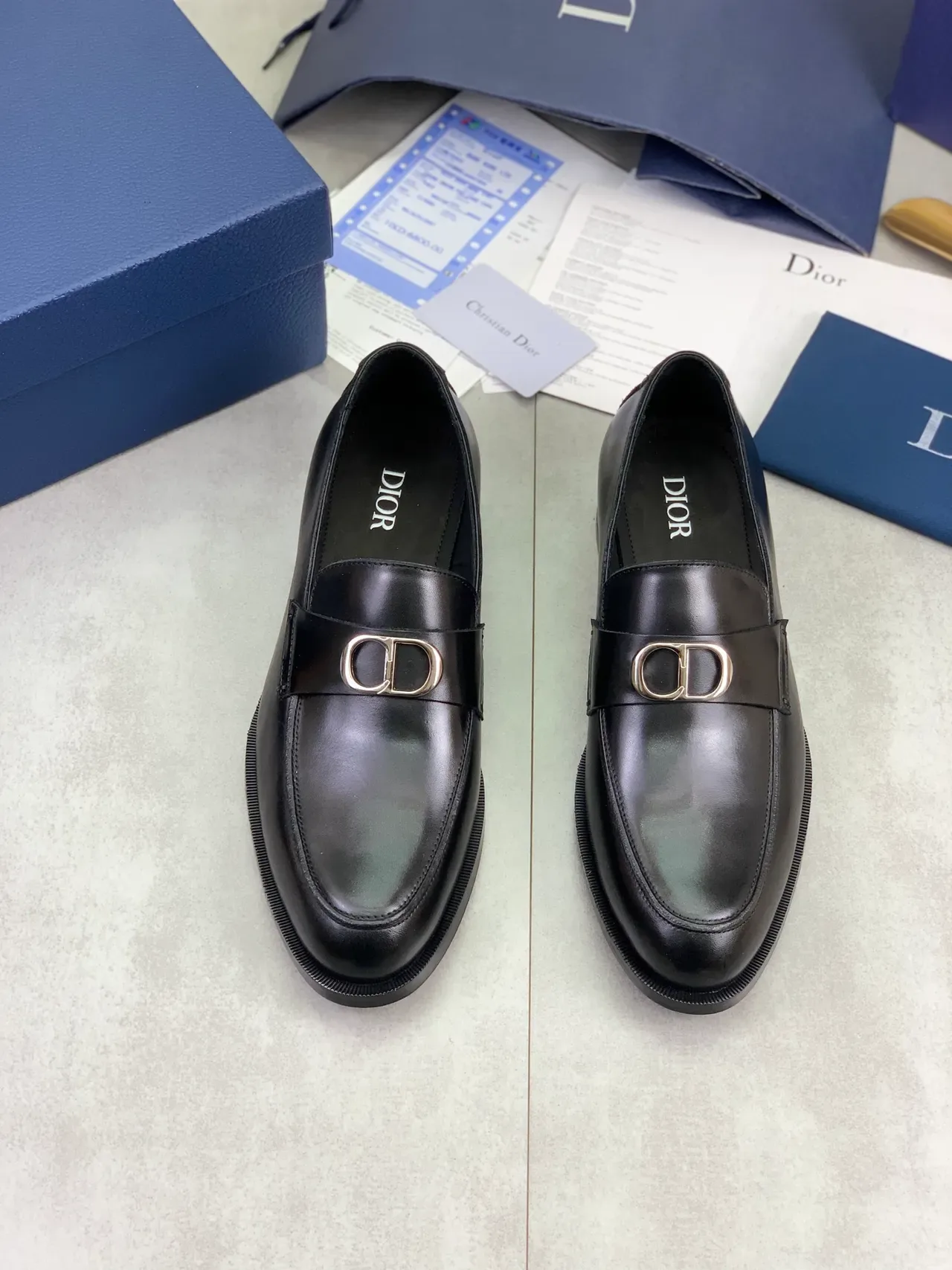 Dior Mocassin Cuir Poli Noir Argent Boucle D Métal 5