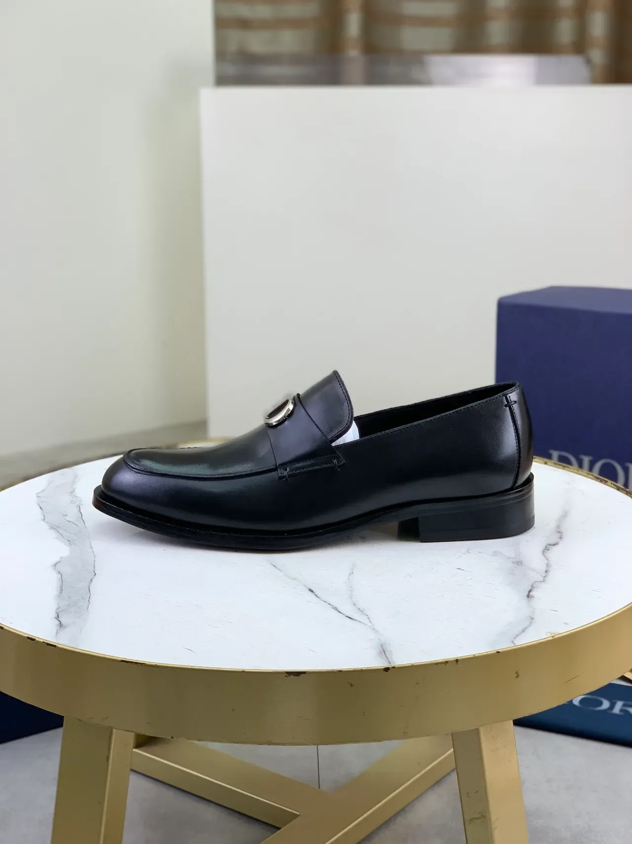 Dior Mocassin Cuir Poli Noir Argent Boucle D Métal 6