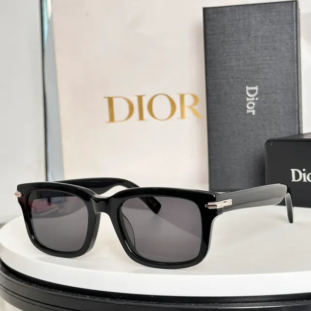 Dior Rectangular Glossy Black Sunglasses 4