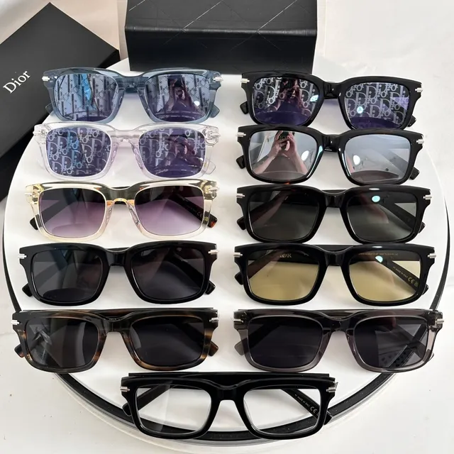 Dior Rectangular Glossy Black Sunglasses 8