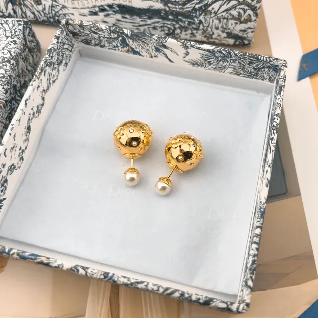 Dior Rose des Vents Gold White Spherical Front Floral Relief Engraving Earrings 2