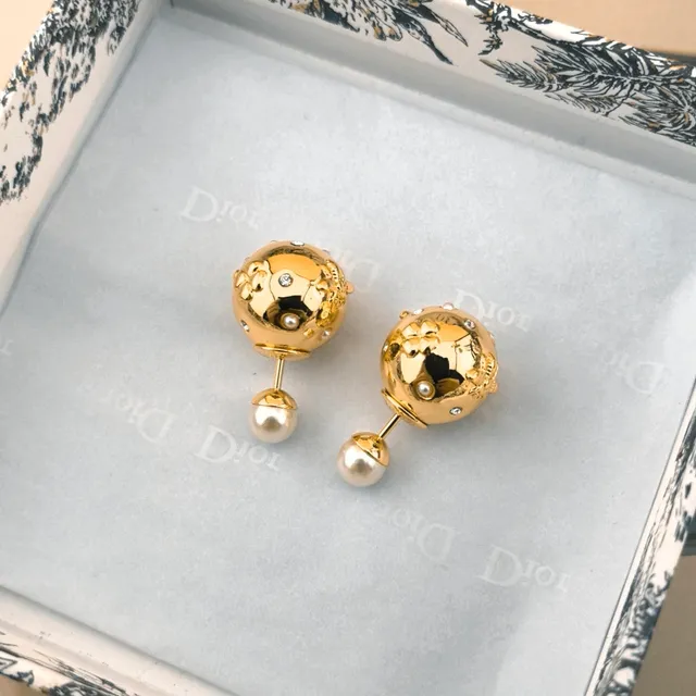 Dior Rose des Vents Gold White Spherical Front Floral Relief Engraving Earrings 3