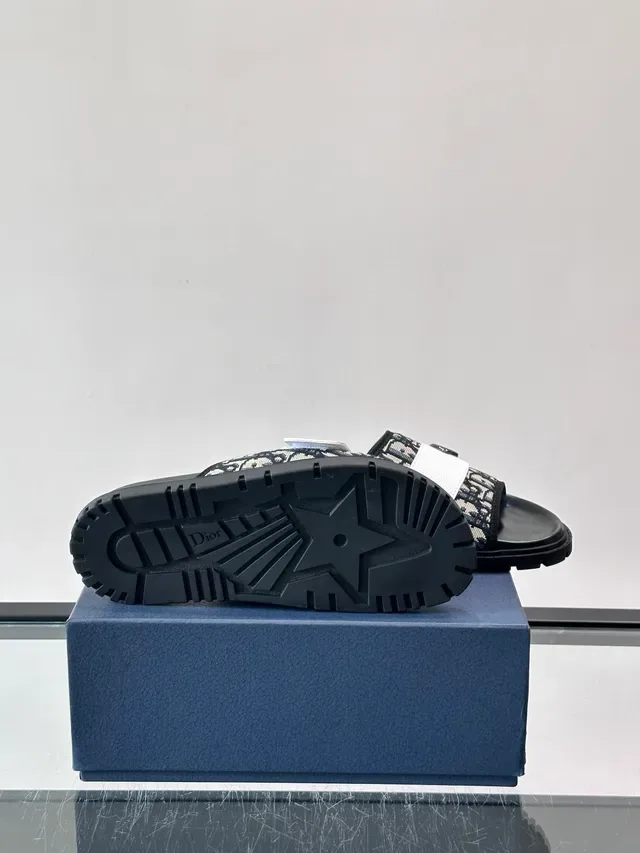 Dior Slide Black White Monogram-Patterned Strap CD-Shaped Metal Buckle Slippers 2