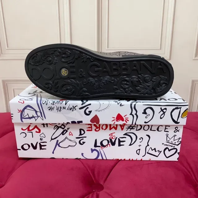 Dolce & Gabbana Tênis Lifestyle Cinza Preto Monogramado de Tecido com Sola de Plataforma 2