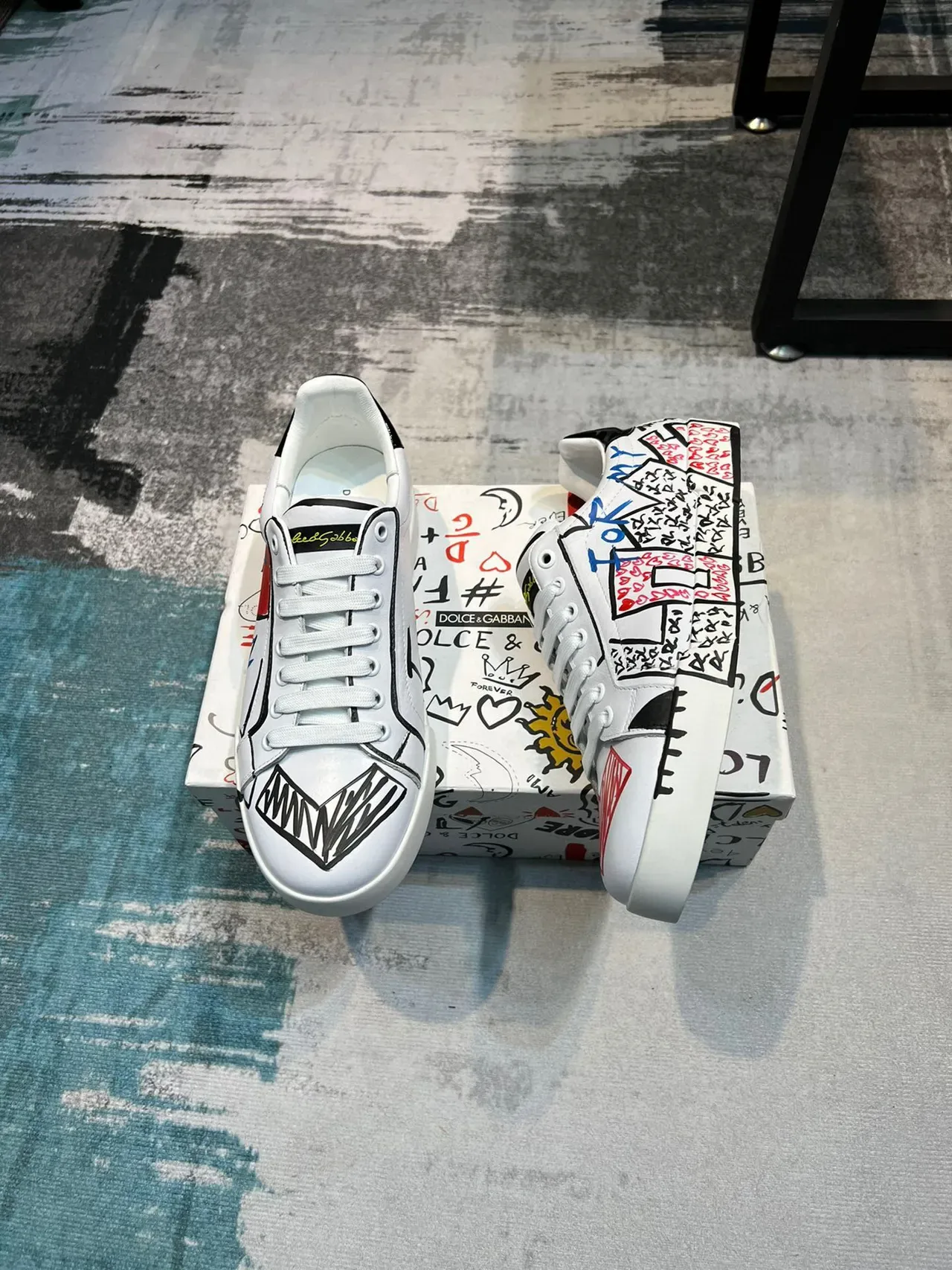 Dolce & Gabbana Portofino White Multicolor Graffiti-Print Leather Upper Sneakers 4