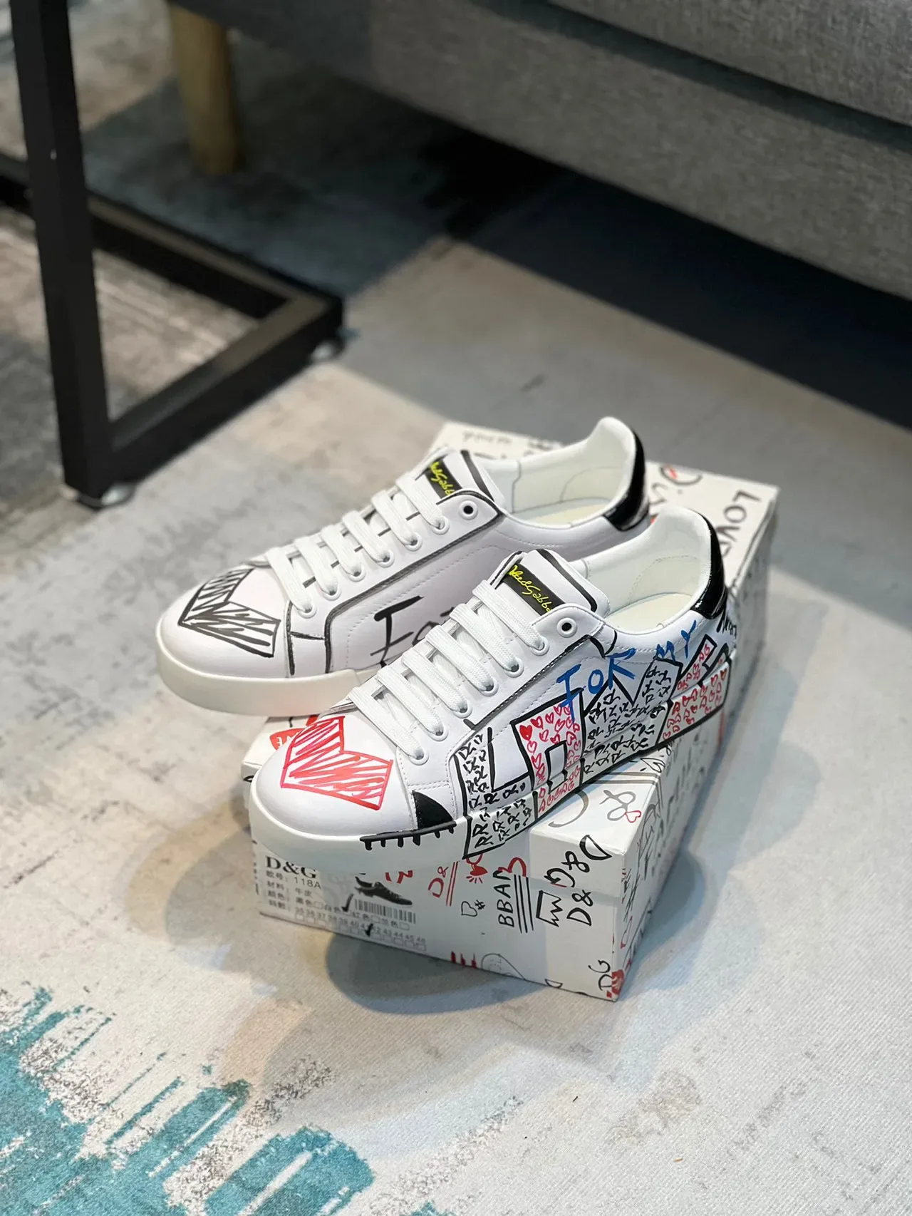 Dolce & Gabbana Portofino White Multicolor Graffiti-Print Leather Upper Sneakers 7