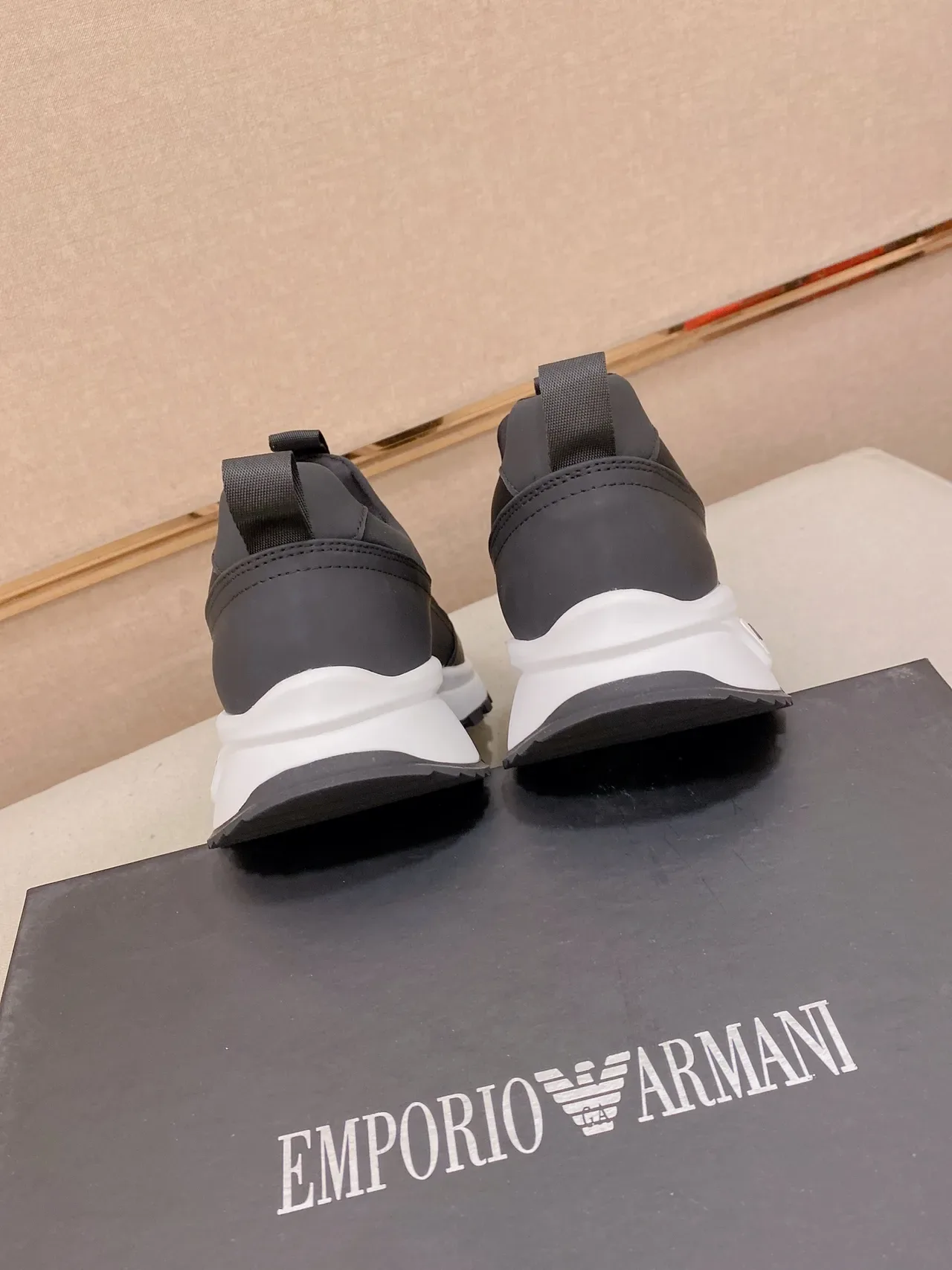 Emporio Armani A|X أسود أبيض سلايب أون شبكي-و-نيوبرين علوي أحذية نمط حياة 3