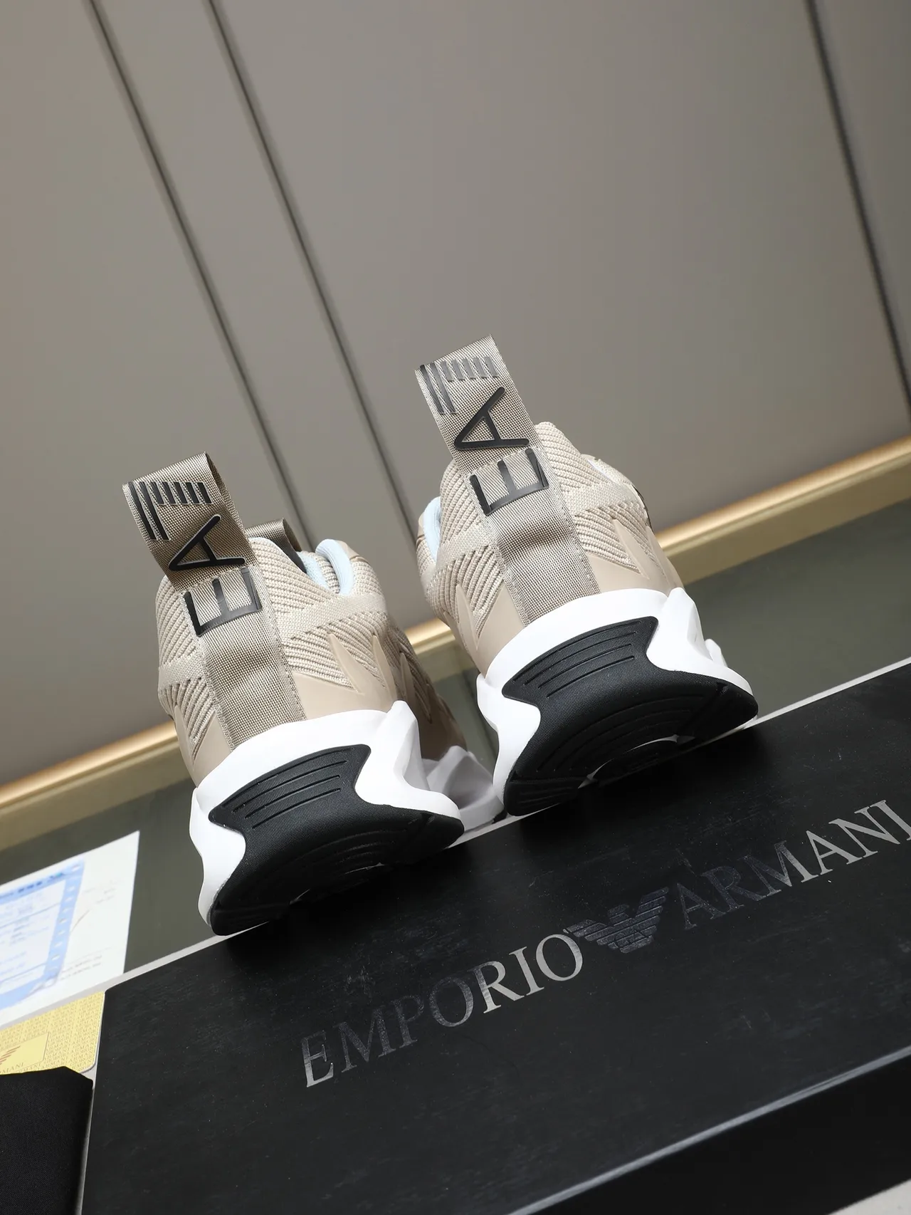 Emporio Armani Bege Branco Esculturado Solado Intermediário Malha Tricô Costurado Superior Tênis Chunky 4