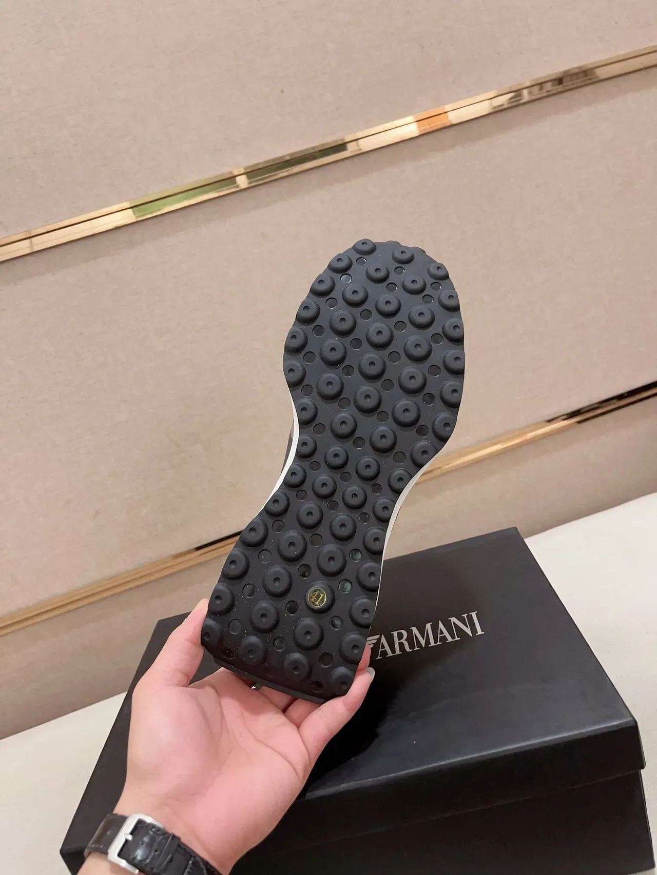 Emporio Armani Sneakers lifestyle noirs et argentés avec logo d'aigle 9
