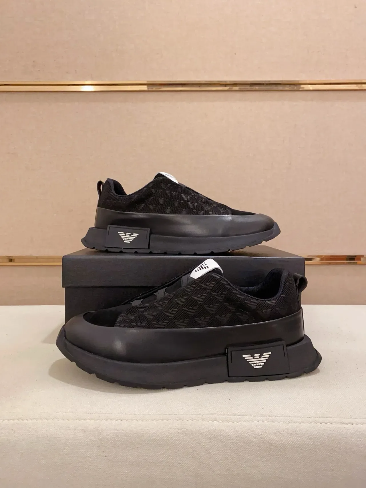 Emporio Armani أحذية رياضية سوداء أحادية اللون نمط حياة slip-on 8