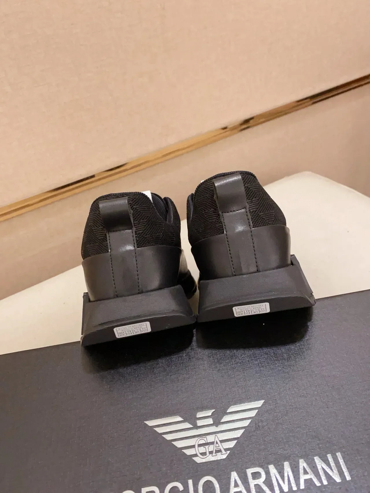Emporio Armani أحذية رياضية سوداء أحادية اللون نمط حياة slip-on 9