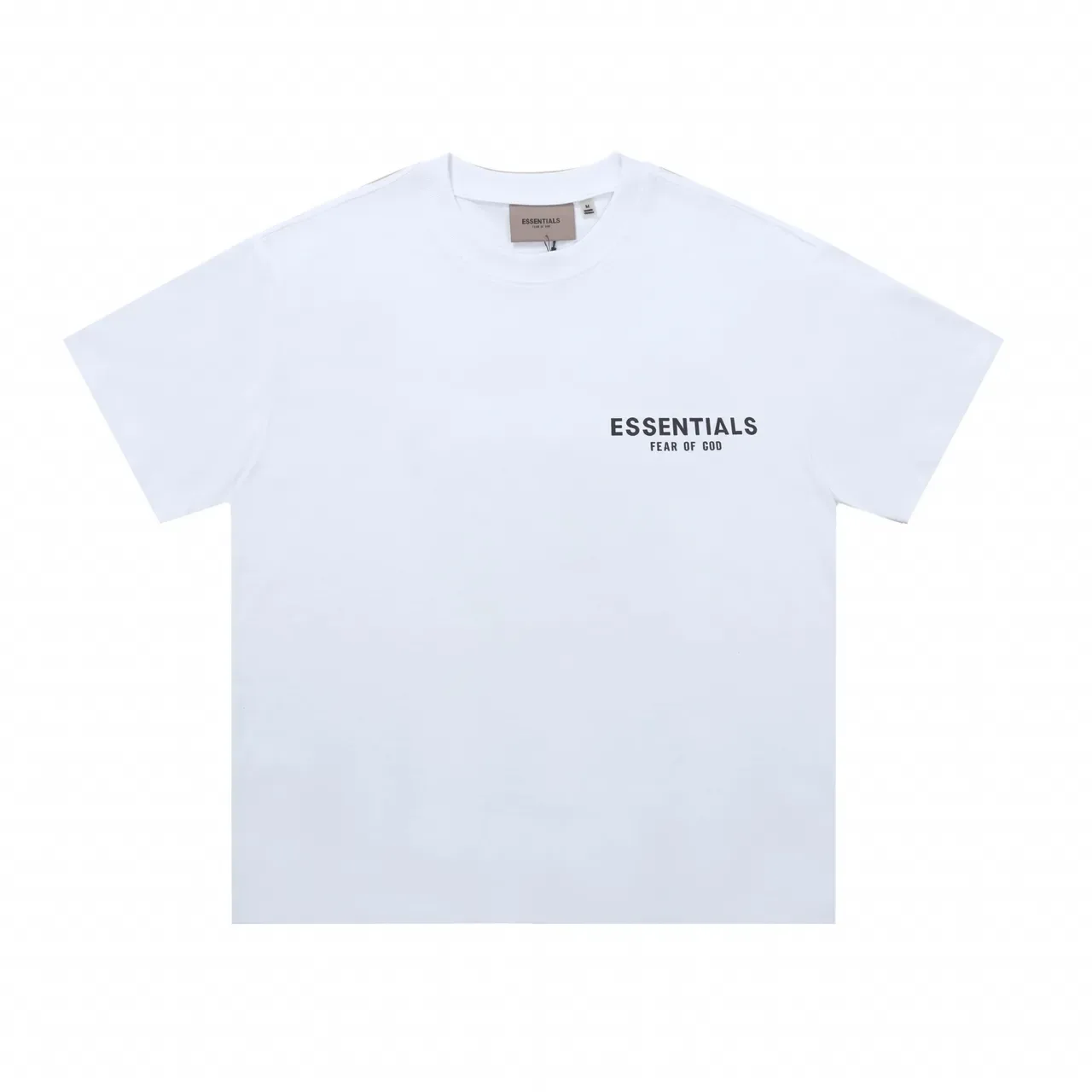 تيشيرت Fear of God Essentials بقصة مريحة وياقة دائرية 6