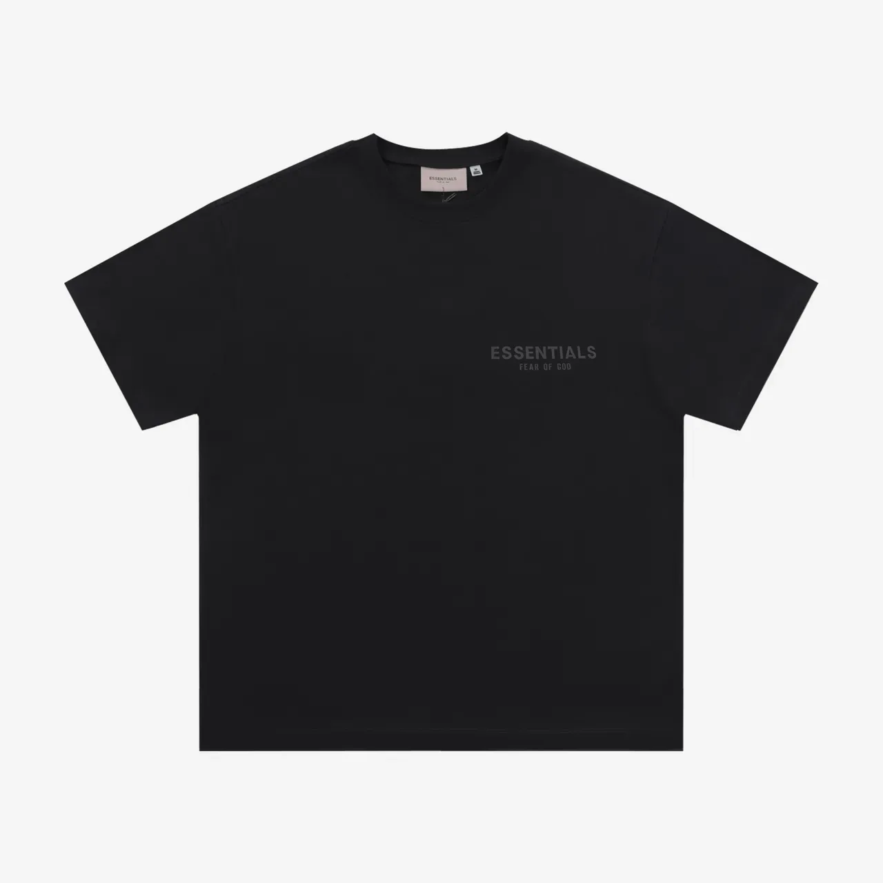 تيشيرت Fear of God Essentials بقصة مريحة وياقة دائرية 8