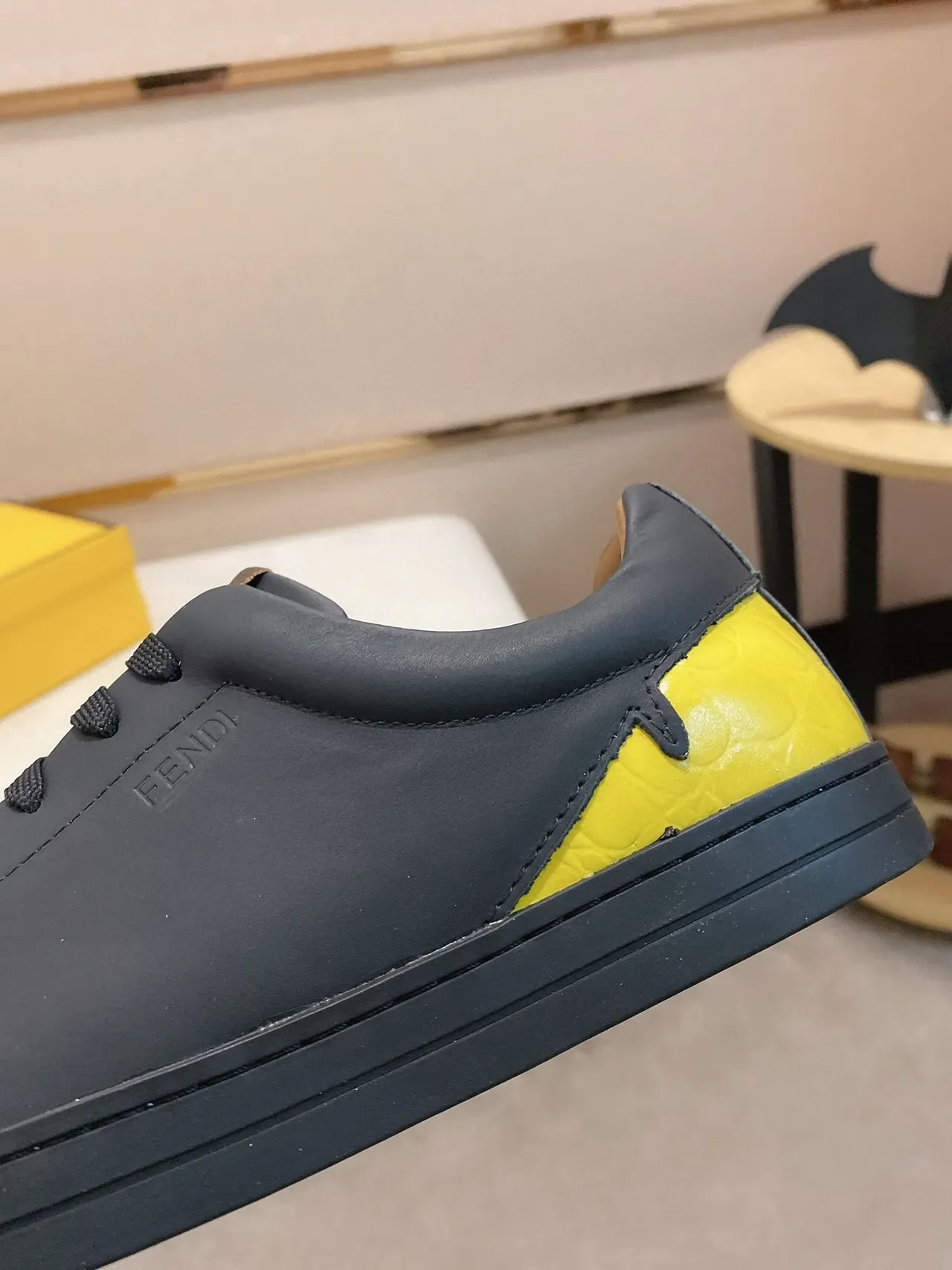 Fendi Black Yellow Low-Top Smooth Leather Upper Sneakers 4