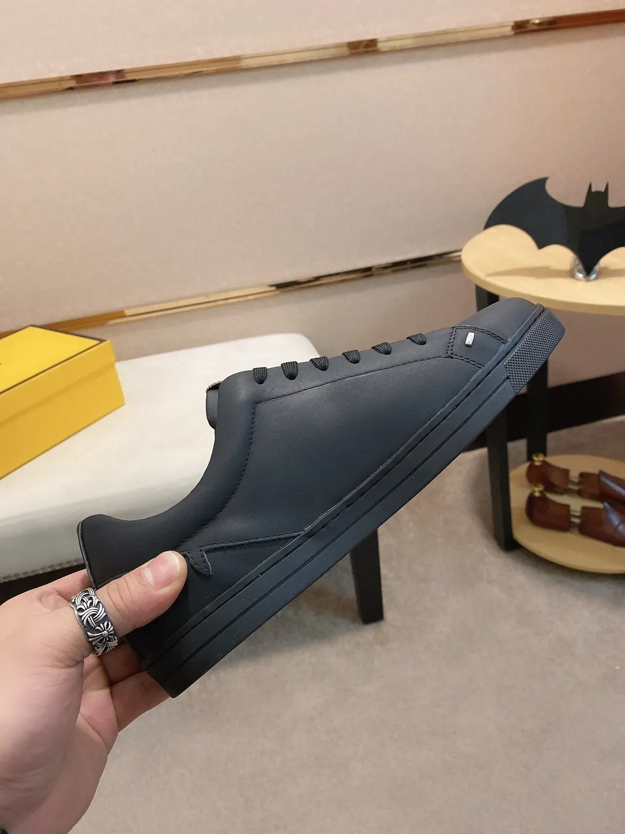 Fendi Black Yellow Low-Top Smooth Leather Upper Sneakers 6