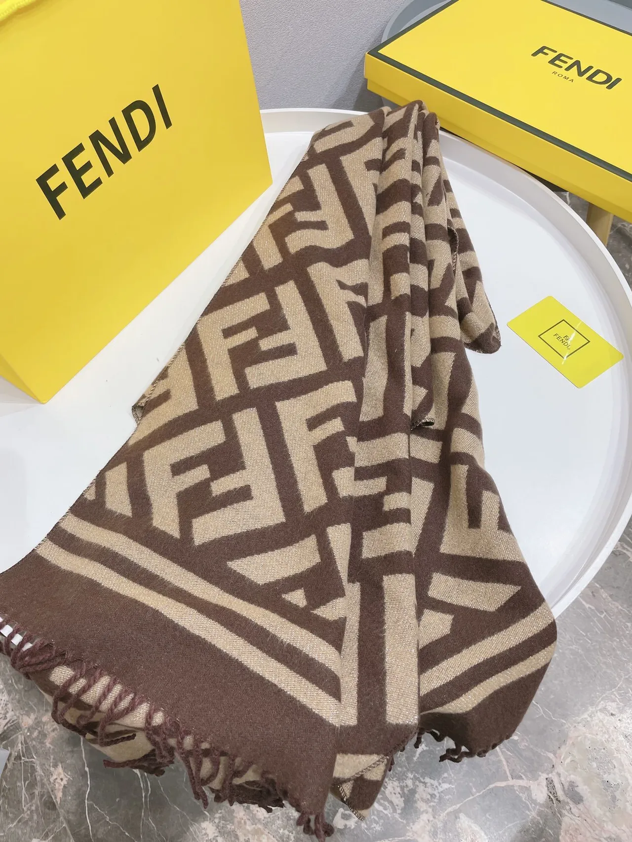 Fendi FF Monogram marrom e bege Cashmere cachecol 3