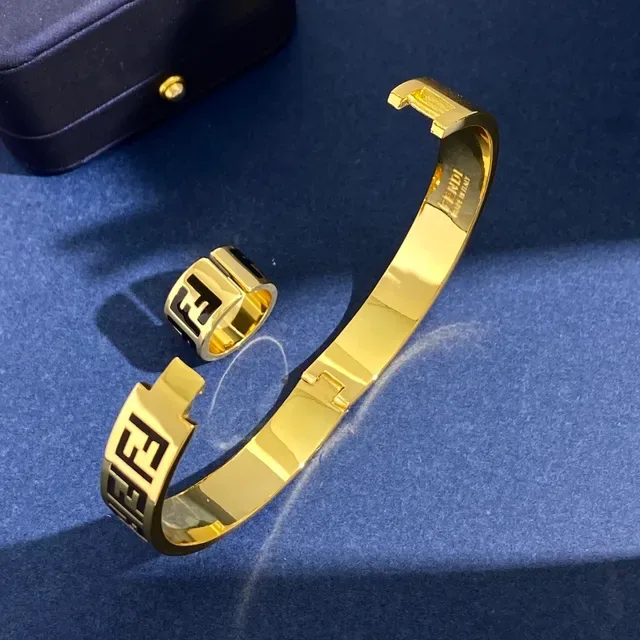 Bracelet Fendi Or Noir Monogram FF 7