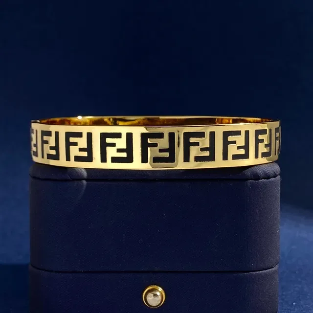 Bracelet Fendi Or Noir Monogram FF 9