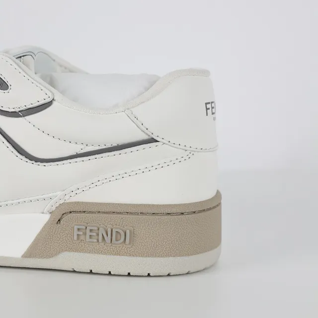 Fendi Lifestyle Sneaker أبيض بيج منخفض القمة بانيل جلد أسلوب الحياة 4
