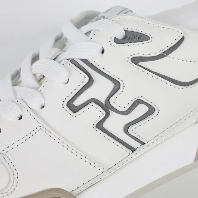 Fendi Lifestyle Sneaker أبيض بيج منخفض القمة بانيل جلد أسلوب الحياة 6