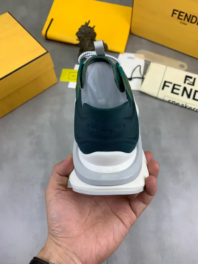 Fendi Runaway সবুজ সাদা লেয়ারড মেশ-সুয়েড উপরের অংশ মোটা রিজড প্ল্যাটফর্ম সোল চংকি স্নিকার 3