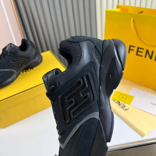 Fendi Runner Tênis Chunky Pretos 3
