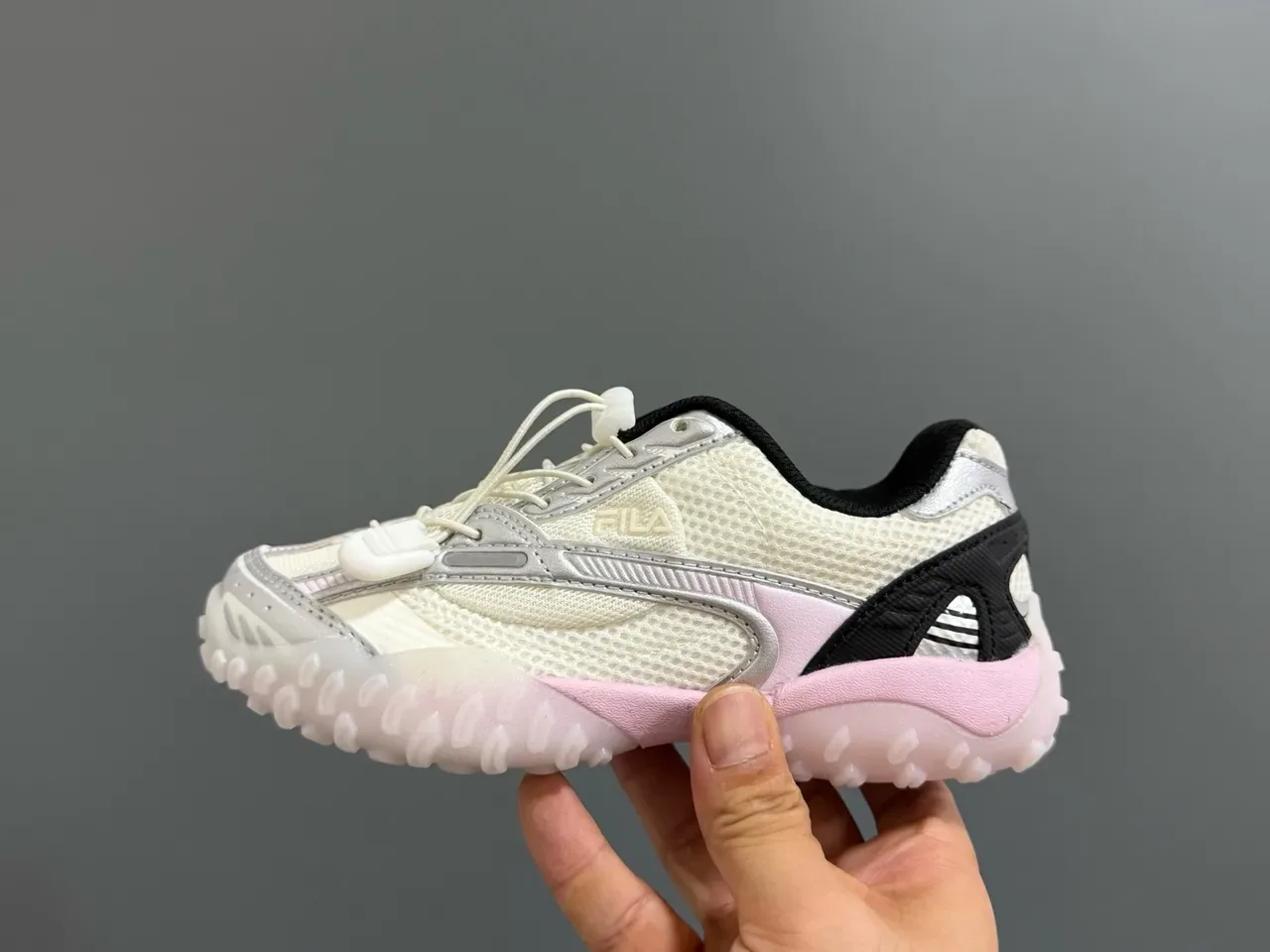 Fila White Black Mesh And Synthetic Overlay Upper Aggressive Lug Outsole Sneakers 15