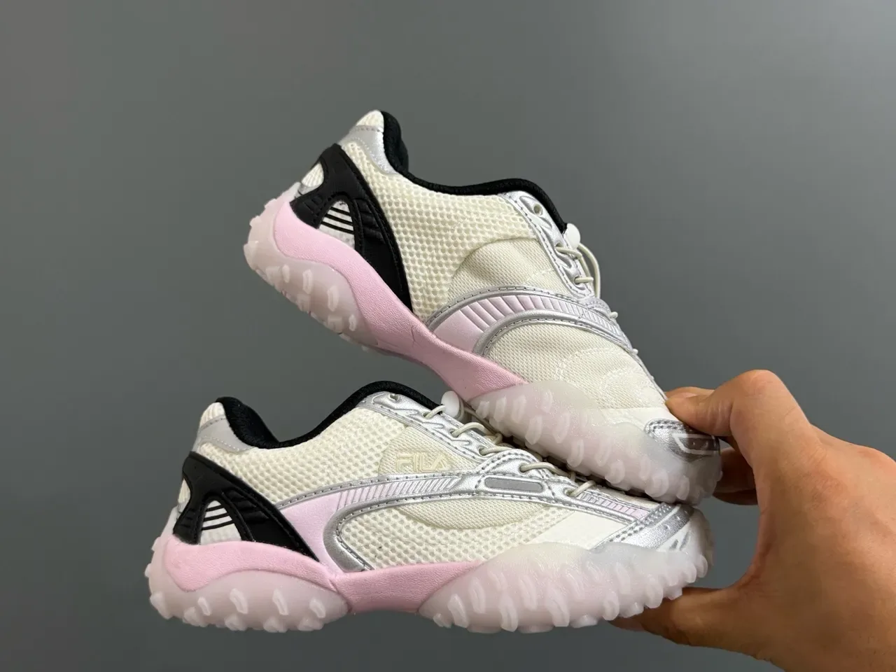 Fila White Black Mesh And Synthetic Overlay Upper Aggressive Lug Outsole Sneakers 20