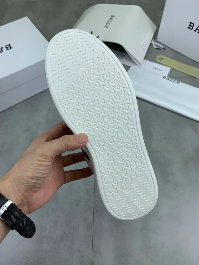 Bally Le City White Burgundy Leather Perforated Toe Lifestyle Sneakers 2