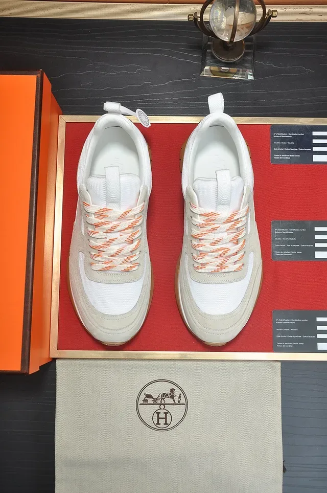 Beige and White Suede Mesh Panelled Retro Runner Sneaker 5