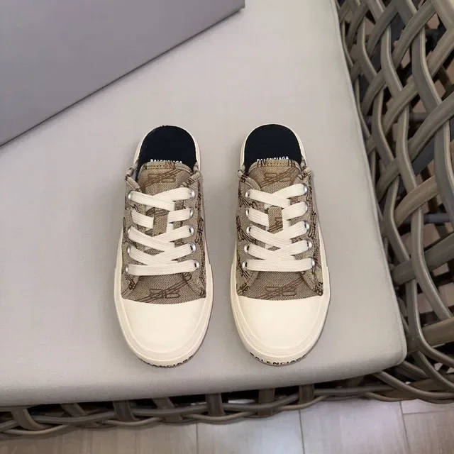 Beige Canvas Jacquard Upper Mule-Style Open Heel Casual Shoes 2