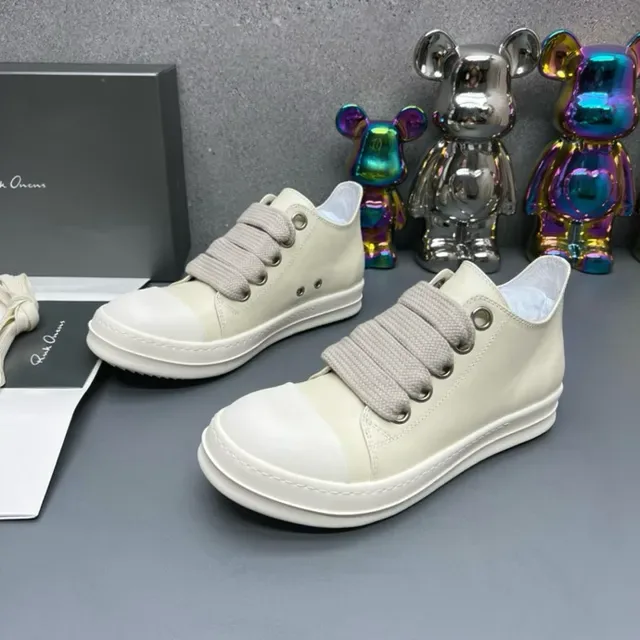 Beige White Laceless Elastic Strap Closure Smooth Upper Lifestyle Sneakers 9