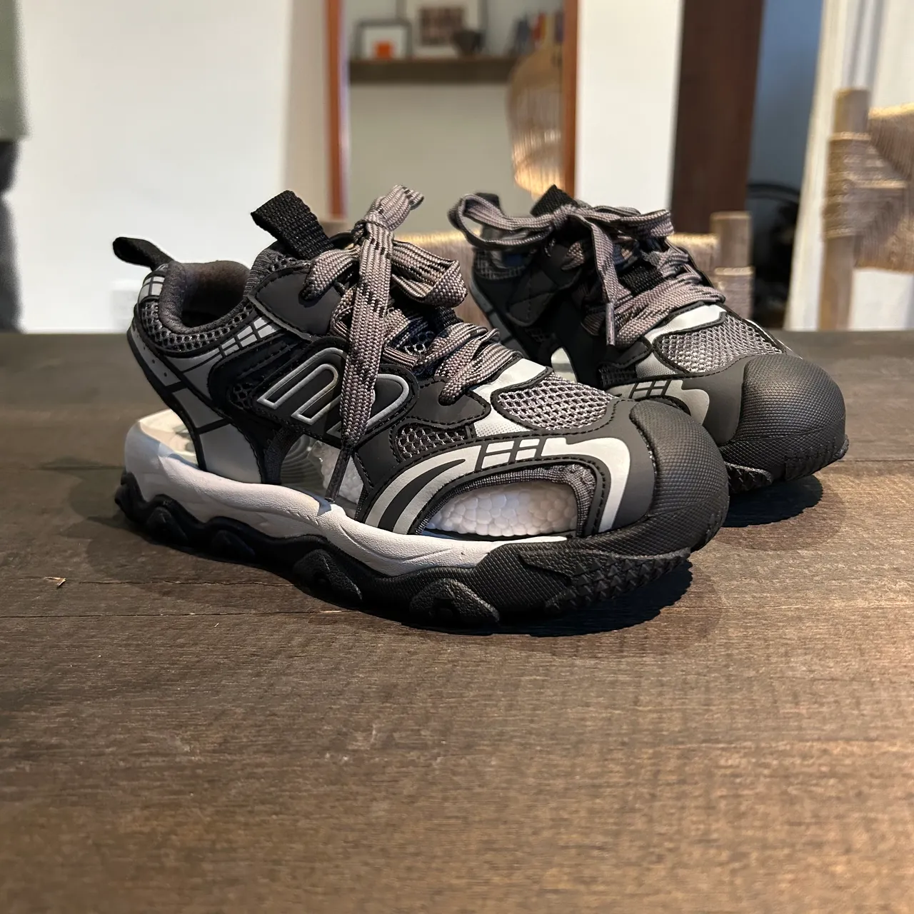 Black and Gray Lace-Up Mesh Strap Casual Sandals 13