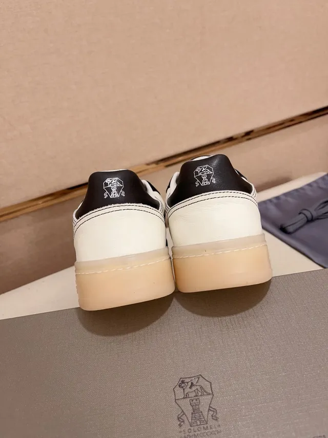 Black and White Mixed-Material Lifestyle Sneaker 3