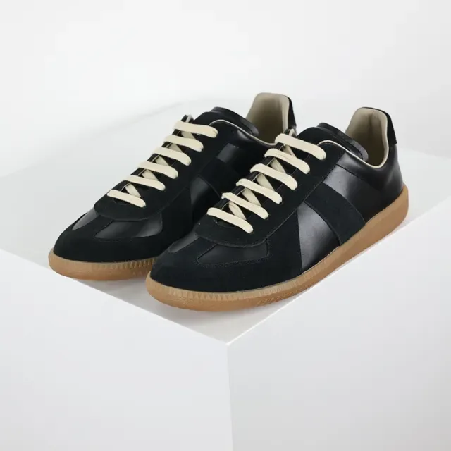 Black Beige Suede And Leather Panel Construction Flat Laces Lifestyle Sneakers 2