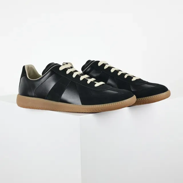 Black Beige Suede And Leather Panel Construction Flat Laces Lifestyle Sneakers 3