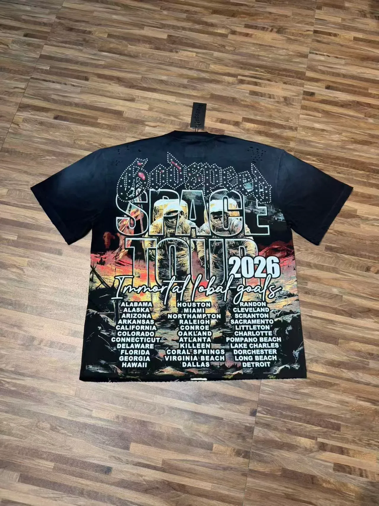 Black Blue Graphic-Print Distressed Perforated Shoulders T-Shirt 4