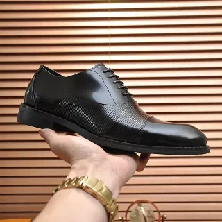 Black Cap-Toe Textured Vamp Panel Oxford Shoes