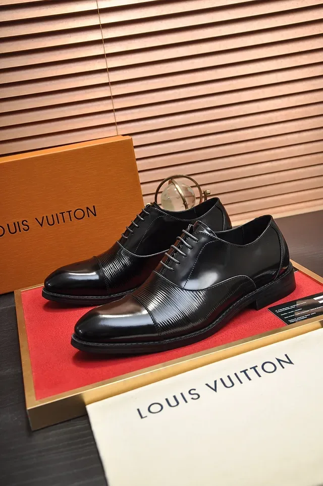 Black Cap-Toe Textured Vamp Panel Oxford Shoes 4