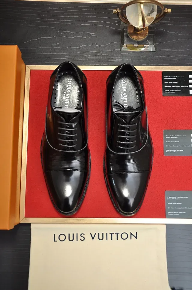 Black Cap-Toe Textured Vamp Panel Oxford Shoes 5