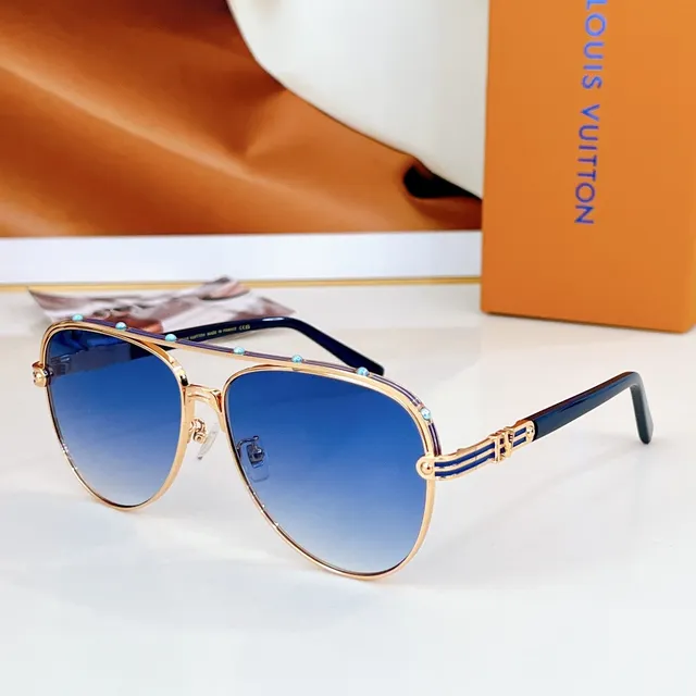 Black Gold Aviator-Inspired Metal-Rimmed Eyewear 5