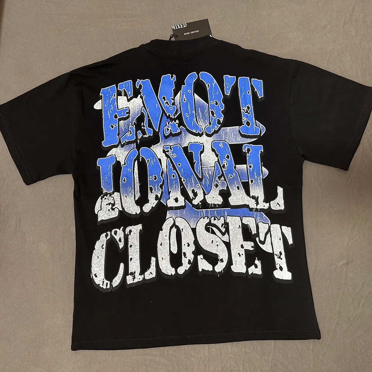 Black Graphic-Print Crew-Neck Oversized T-Shirt 2