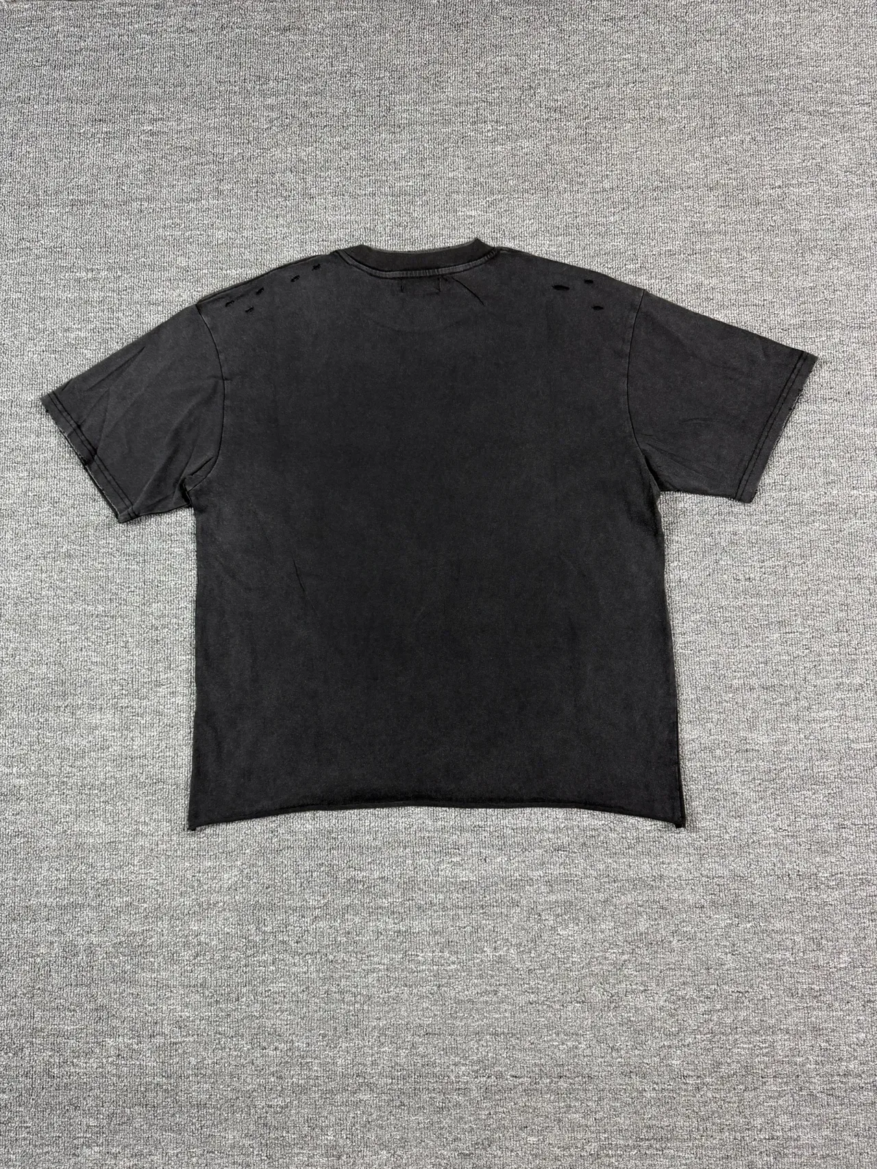 Black Graphic-Print Distressed Oversized T-Shirt 5