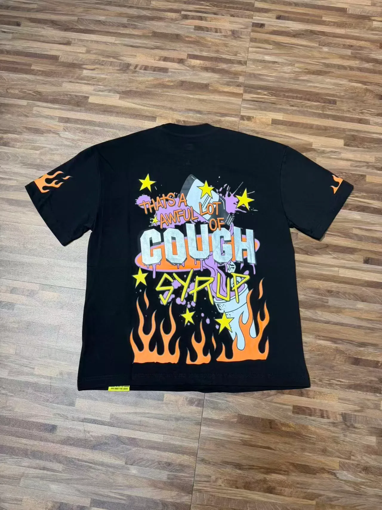 Black Graphic-Print Flame and Star Motif T-Shirt 7