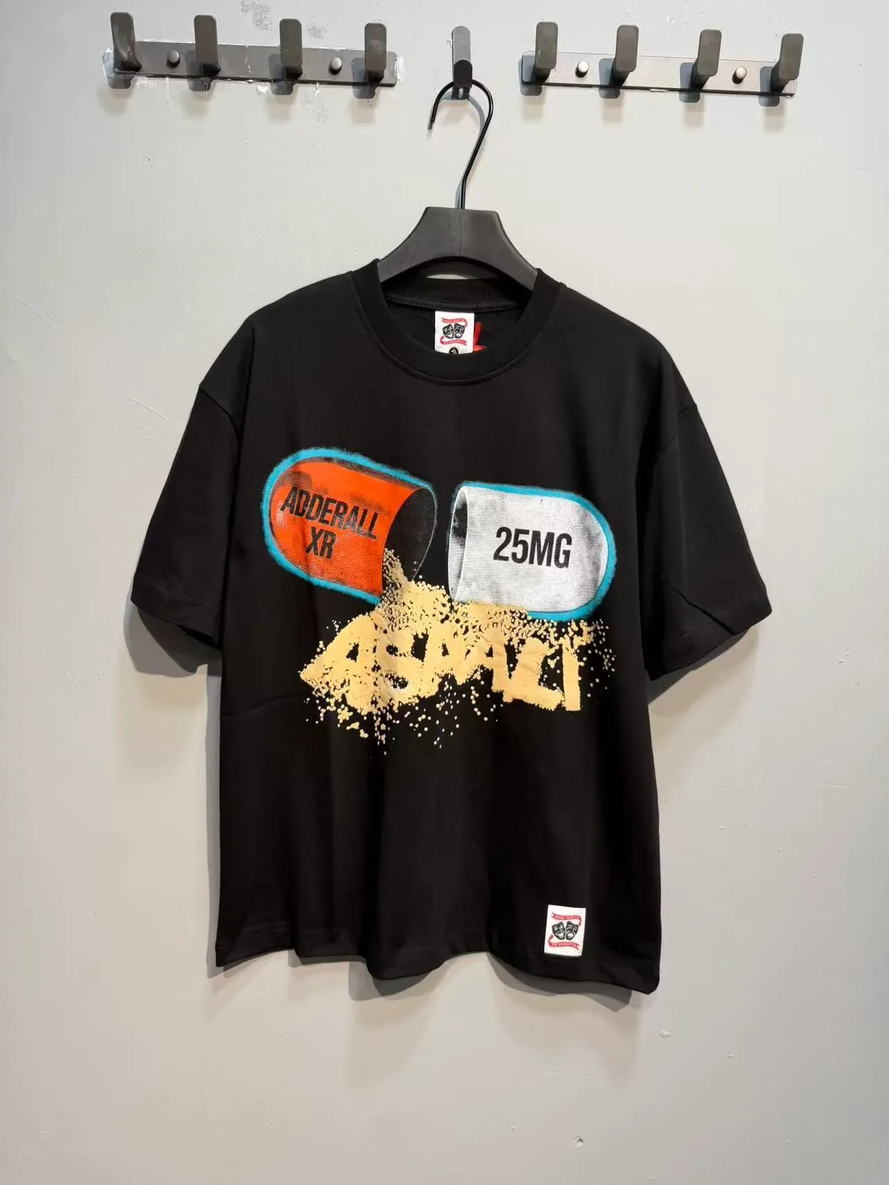 Black Graphic-Print Oversized Crewneck T-Shirt 6