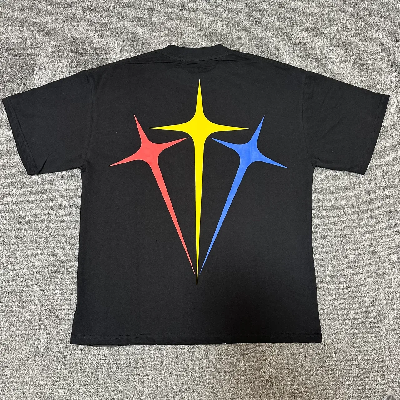 Black Graphic-Print Sci-Fi Illustration T-Shirt 3