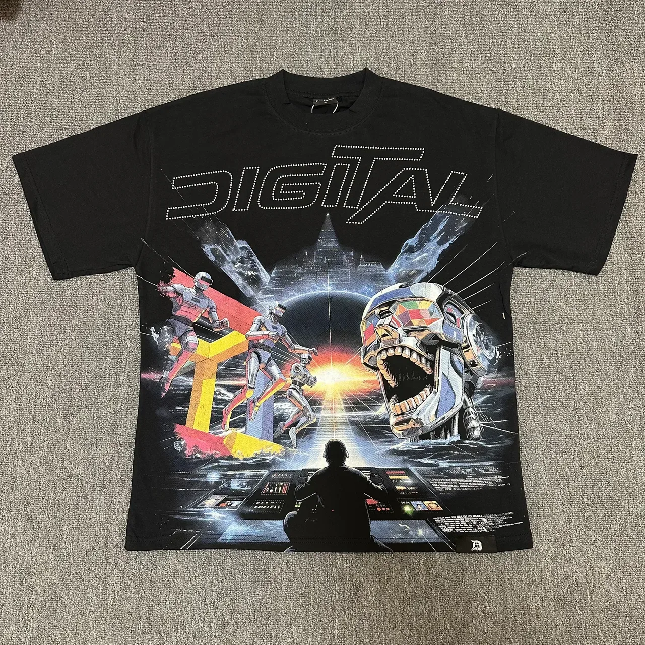 Black Graphic-Print Sci-Fi Illustration T-Shirt 4