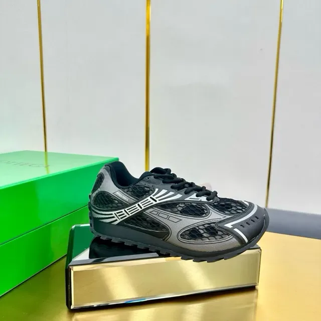 Black Gray Mesh-and-Synthetic Upper Geometric Overlay Pattern Sneakers 4