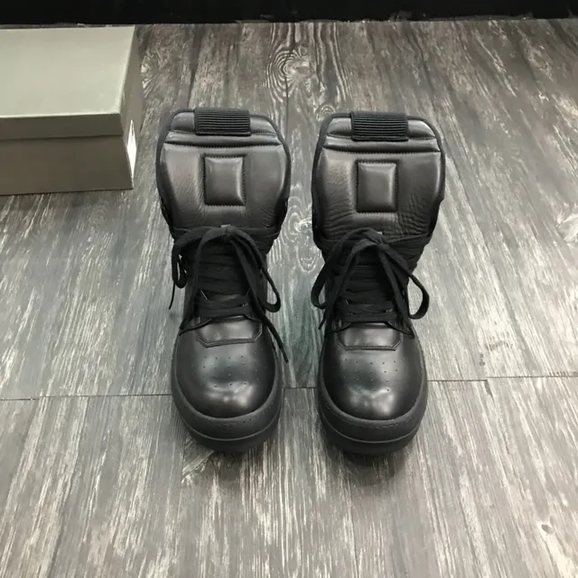 Black Leather Side Zipper Ankle Boots 4